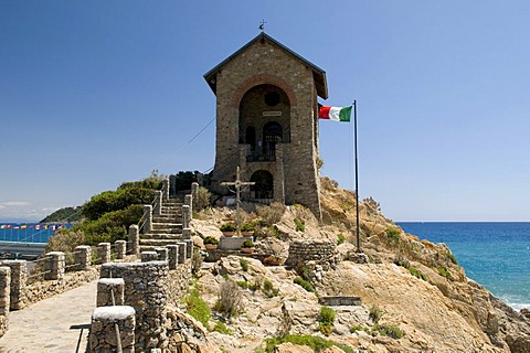 Capo Santa Croce Chapel, Italian flag, Alassio, Italian Riviera, Liguria, Italy, Europe