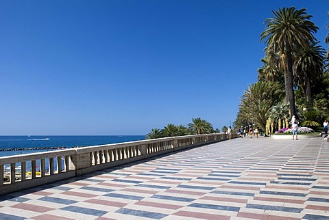 Promenade, San Remo, Riviera, Liguria, Italy, Europe