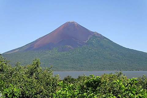 Momotombo Volcano, 1279 m, ruins of Leon Viejo, Leon, Nicaragua, Central America
