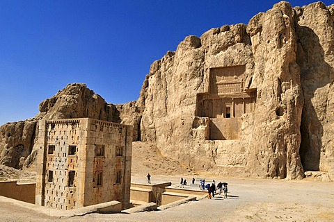 Kaba-ye Zardosht and tomb of Darius II. at the Achaemenid burial site Naqsh-e Rostam, Rustam near the archeological site of Persepolis, UNESCO World Heritage Site, Persia, Iran, Asia