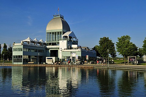 Cafe Pavillion at Bassin Bonsecours, Montreal, Quebec, Canada, North America