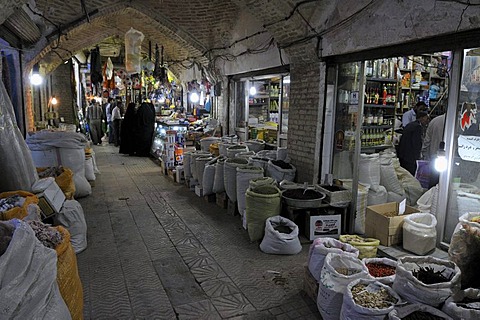 Shops in the covered bazar on Zanjan, Iran, Persia, Asia