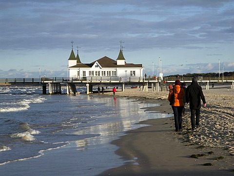 Beach, promenaders, pier, Ahlbeck, Usedom island, Mecklenburg-Western Pomerania, Germany, Europe