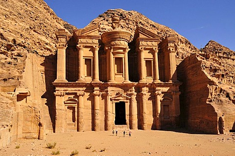 Facade of the procession monastery Ed-Deir, in the Nabataean city of Petra, Unesco World Heritage Site, near Wadi Musa, Jordan, Middle East, Orient