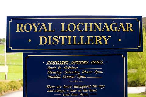 Whisky Distillery, Royal Lochnagar Distillery, Scotland, United Kingdom, Europe