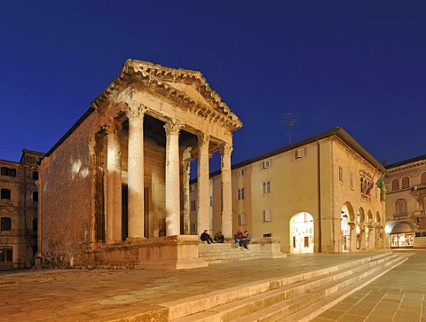 Night shot of the Temple of Rome and Augustus and the Town Hall in Pula, Croatia, Europe