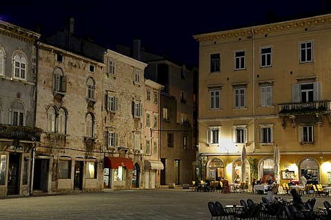 Forum Square at night, Pula, Croatia, Europe