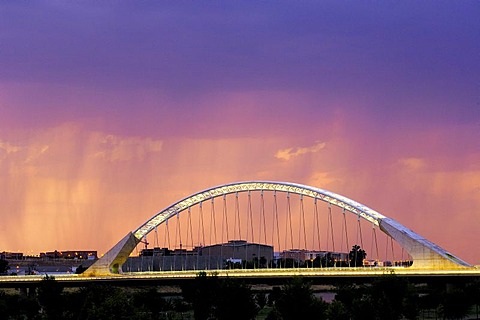 Lusitania Bridge over Guadiana River, Merida, Badajoz province, Ruta de la Plata, Spain, Europe