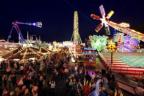 Cranger Kirmes fair, the biggest fair in the Ruhr area, at the Rhine-Herne Canal, Herne, North Rhine-Westphalia, Germany, Europe