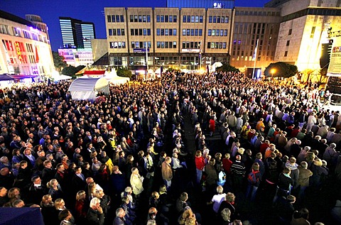 Essener Philharmoniker philharmonic orchestra in the central Kennedyplatz square at the Essen-Original, multi-day open-air concert event throughout the city of Essen, North Rhine-Westphalia, Germany, Europe