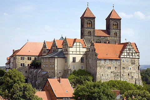 Castle, St Servatius Church and Schlossberg, Quedlinburg, Saxony-Anhalt, Germany, Europe