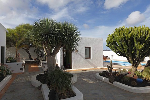 Patio, Hotel Casa de Hilario, Yaiza, Lanzarote, Canary Islands, Spain, Europe