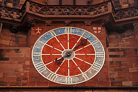 Clock tower on Freiburg Minster, Herrenstrasse 36, Freiburg im Breisgau, Baden-Wuerttemberg, Germany, Europe