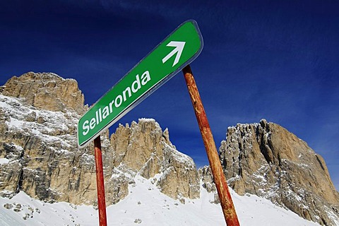 Sella Ronda ski trail, Val Gardena, Alto Adige, Italy, Europe