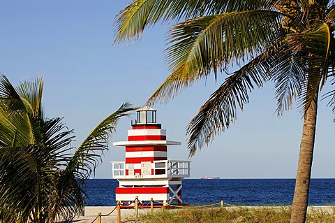 Lifeguard Tower, beach tower, Miami South Beach, Art Deco district, Florida, USA