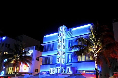 Colony Hotel, Ocean Drive, Miami South Beach, Art Deco district, Florida, USA