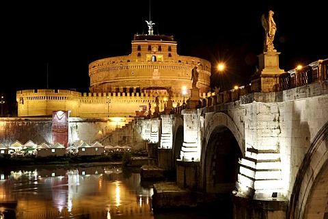 Ponte Sant'Angelo, Bridge of Angels, Castel Sant'Angelo, Castle of Angels, Rome, Lazio, Italy, Europe