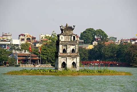 Thap Rua Turtle Tower, red The-Huc-Bridge, Ngoc Son Jade Mountain Temple, Hoan Kiem Lake, old town of Hanoi, Vietnam, Southeast Asia, Asia