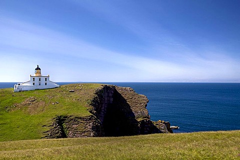 Lighthouse at the Point of Stoer on the Scottish Atlantic coast, Scotland, United Kingdom, Europe