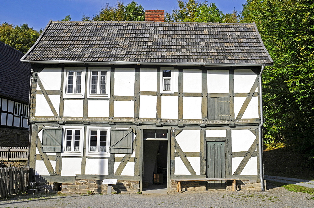 Sauerland village, historic timber-framed house, open-air museum, Westphalian State Museum for Ethnology, Detmold, North Rhine-Westphalia, Germany, Europe