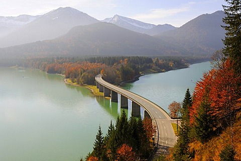 Sylvenstein-Bruecke bridge, Sylvensteinstausee reservoir, autumn, Isar, Upper Bavaria, Germany, Europe