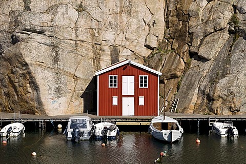 Timber house in Smoegen on the west coast of Sweden, Scandinavia, Europe