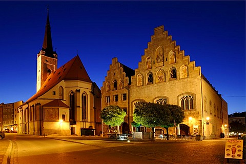 Frauenkirche, Our Lady's church, and town hall, Marienplatz, Wasserburg upon the river Inn, Upper Bavaria, Germany, Europe