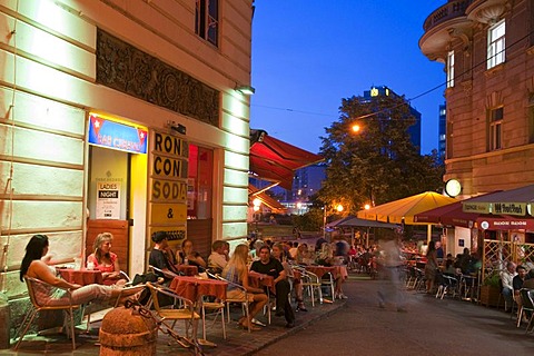 Nightlife in the Bermuda Triangle pub and party district, Vienna, Austria, Europe