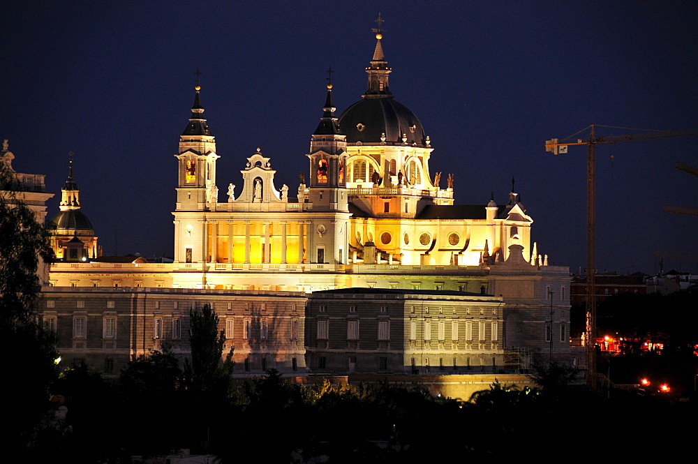 Royal palace, Palacio Real, and Catedral Nuestra Senora de la Almuneda Cathedral, at night, Madrid, Spain, Iberian Peninsula, Europe