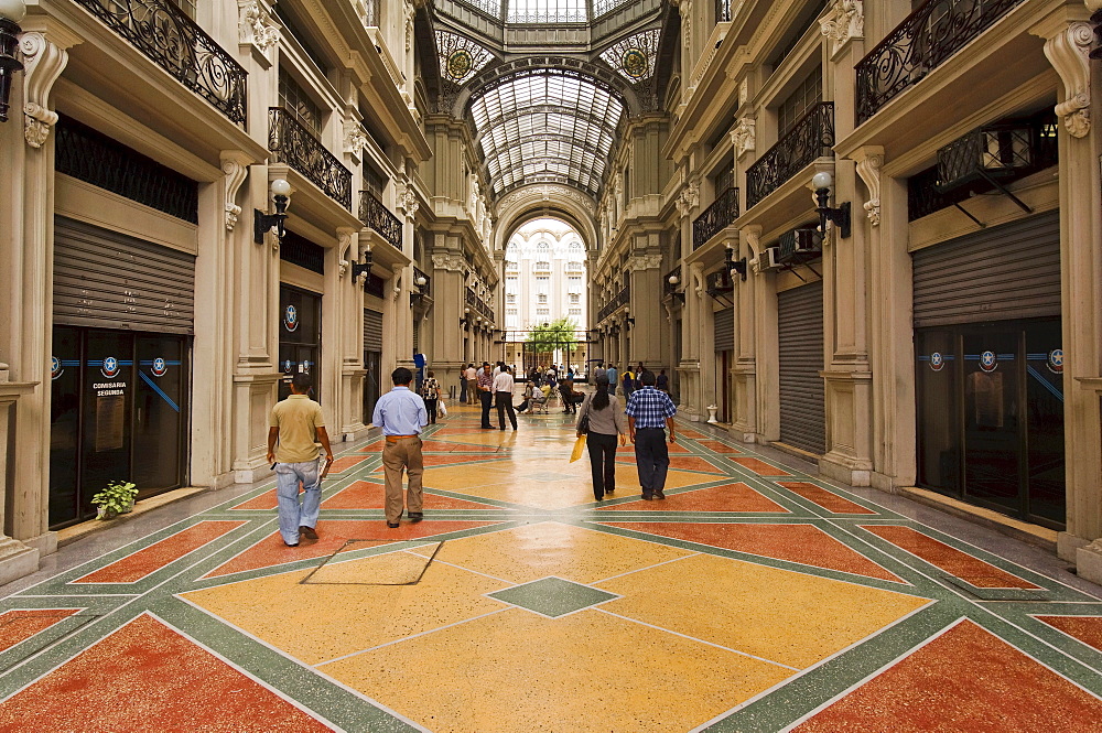 City hall building, gallery glass roof, Guayaquil, Guayas Province, Ecuador, South America