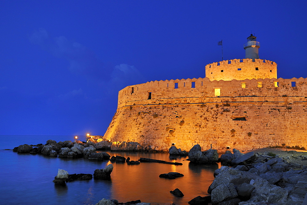 Castle agios Nikolaos at the Mandraki harbour, Rhodes Town, Rhodes, Greece, Europe