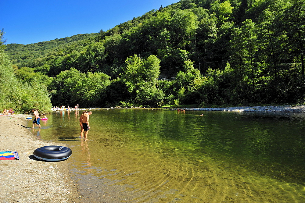 Bathing area in the Cannobino River in Valle Cannobina near Traffiume, Lago Maggiore, Cannobio, Piedmont, Italy, Europe