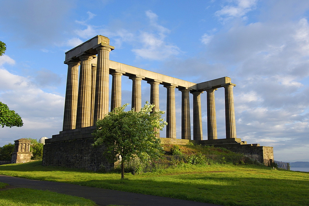 National Monument, replica of the Parthenon that was designed in 1822 as a memorial to the Scots who died in the Napoleonic Wars, Calton Hill, Edinburgh, Lothian Region, Scotland, United Kingdom, Europe