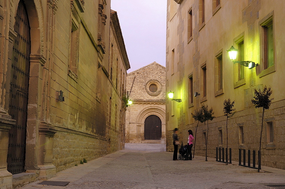 Street of the historical center and Romanesque church of Santa Cruz at back, Baeza, Jaen province, Andalusia, Spain, Europe