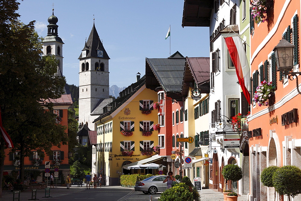 Vorderstadt and Liebfrauenkirche Church in Kitzbuehel, Tyrol, Austria, Europe