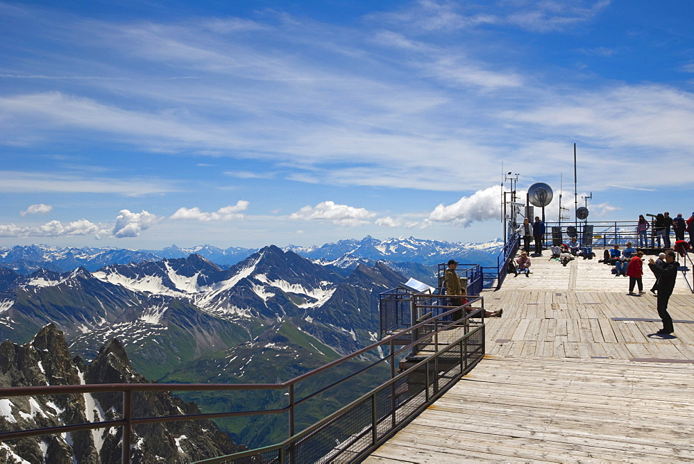 Glacier's sun terrace at Punta Helbronner, Funivie Monte Bianco, Mont Blanc Funicular, Mont Blanc Massif, Alps, Italy, Europe