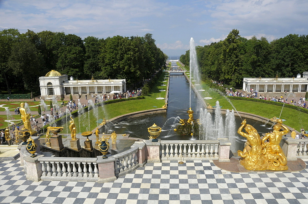 Grand Cascade, Peterhof, Petrodvorez, Saint Petersburg, Russia, Europe