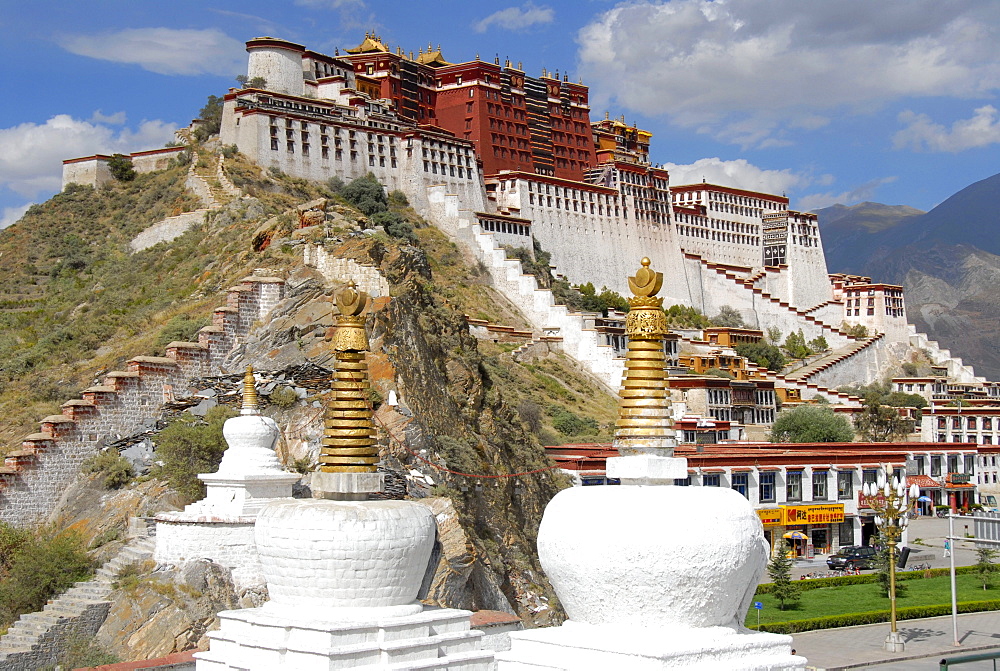 Tibetan Buddhism, white stupas in front of the Potala Palace, winter palace of the Dalai Lama, UNESCO World Heritage Site, Lhasa, Himalayas, Tibet Autonomous Region, People's Republic of China, Asia