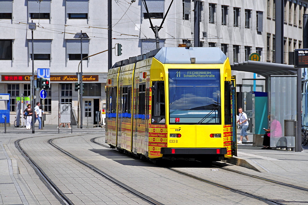 Tram in the city center, Frankfurt am Main, Hesse, Germany, Europe