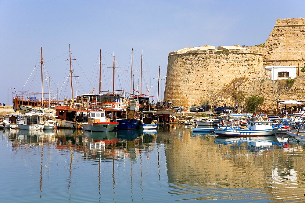 Fishing village, harbor, Byzantine castle, Girne, Keryneia, Cyprus, Greece, Europe