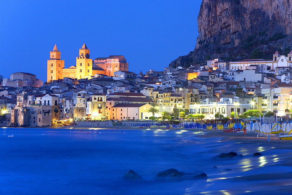 Old town, sea, blue hour, twilight, Cefalo, Palermo province, Sicily, Italy, Europe