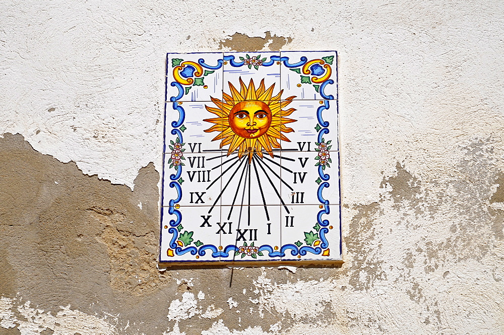 Sundial, Spanish tiles, azulejos, house wall, Tabarca, Isla de Tabarca, Alicante, Costa Blanca, Spain, Europe