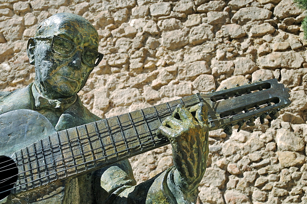 Sculpture, Simon Mellado, guitarist, guitar, musician, Lorca, Murcia, Spain, Europe