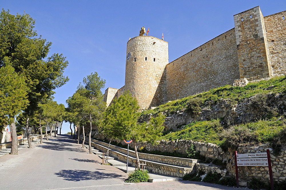 Way up, road, tower, wall, Sanctuary de la Vera Cruz, Santurio, sanctuary of the true cross, church, castle, museum, Caravaca de la Cruz, sacred city, Murcia, Spain, Europe