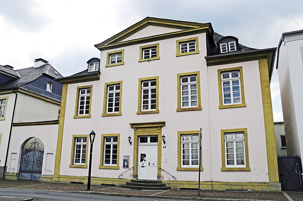 Kunstverein art association, exhibitions, art, culture, neo-classical Buergerhaus venue, Arnsberg, Sauerland region, North Rhine-Westphalia, Germany, Europe