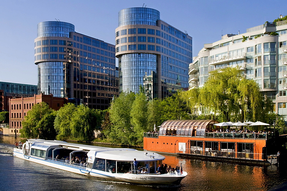 Buildings and a restaurant ship at Spreebogen, Berlin, Germany, Europe