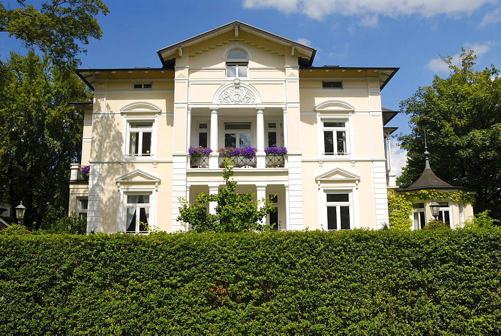 Historic residential house in Bergedorf district, Hamburg, Germany, Europe