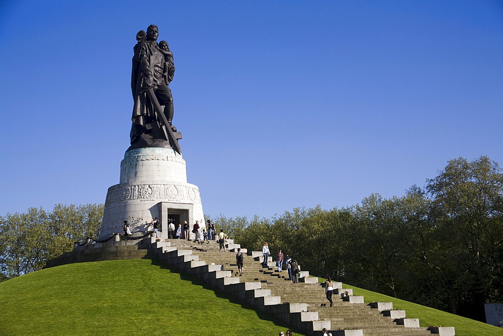 Soviet memorial in Treptow Park, Berlin, Germany, Europe