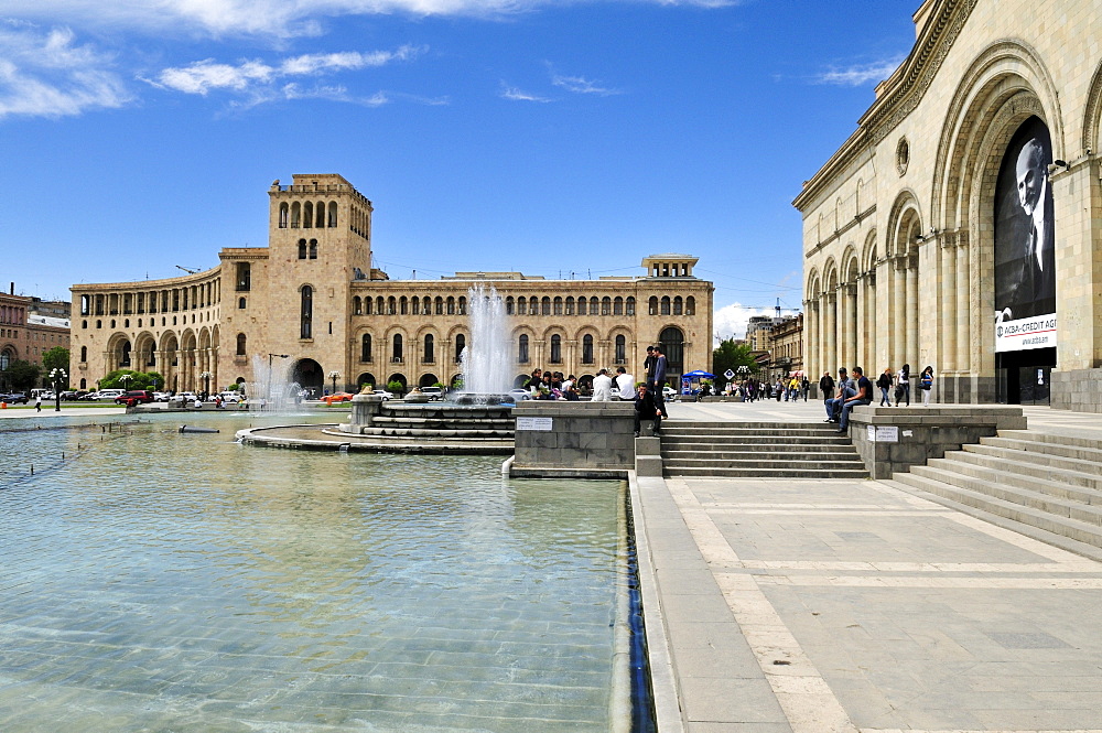 Republic Square with State History Museum, downtown Yerevan, Jerewan, Armenia, Asia