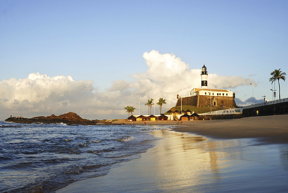 Forte de Santo Antonio da Barra fortress with Farol da Barra lighthouse, Salvador, Bahia, UNESCO World Heritage Site, Brazil, South America